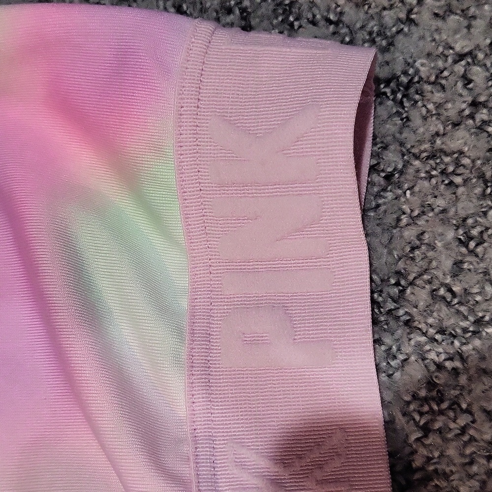 Victoria's Secret PINK Sports Bra - Picture 3 of 8